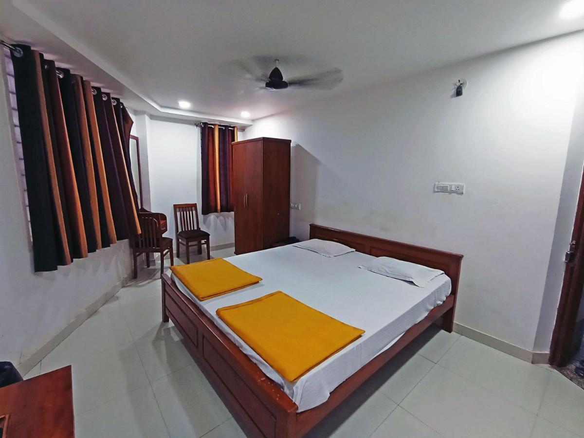 Staymaker Shri Shakti Residency Hubli Exterior foto